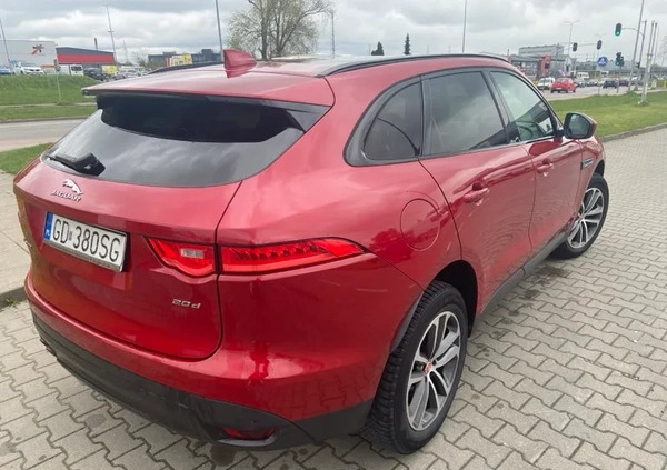 Jaguar F-Pace cena 113900 przebieg: 198000, rok produkcji 2018 z Tczew małe 106